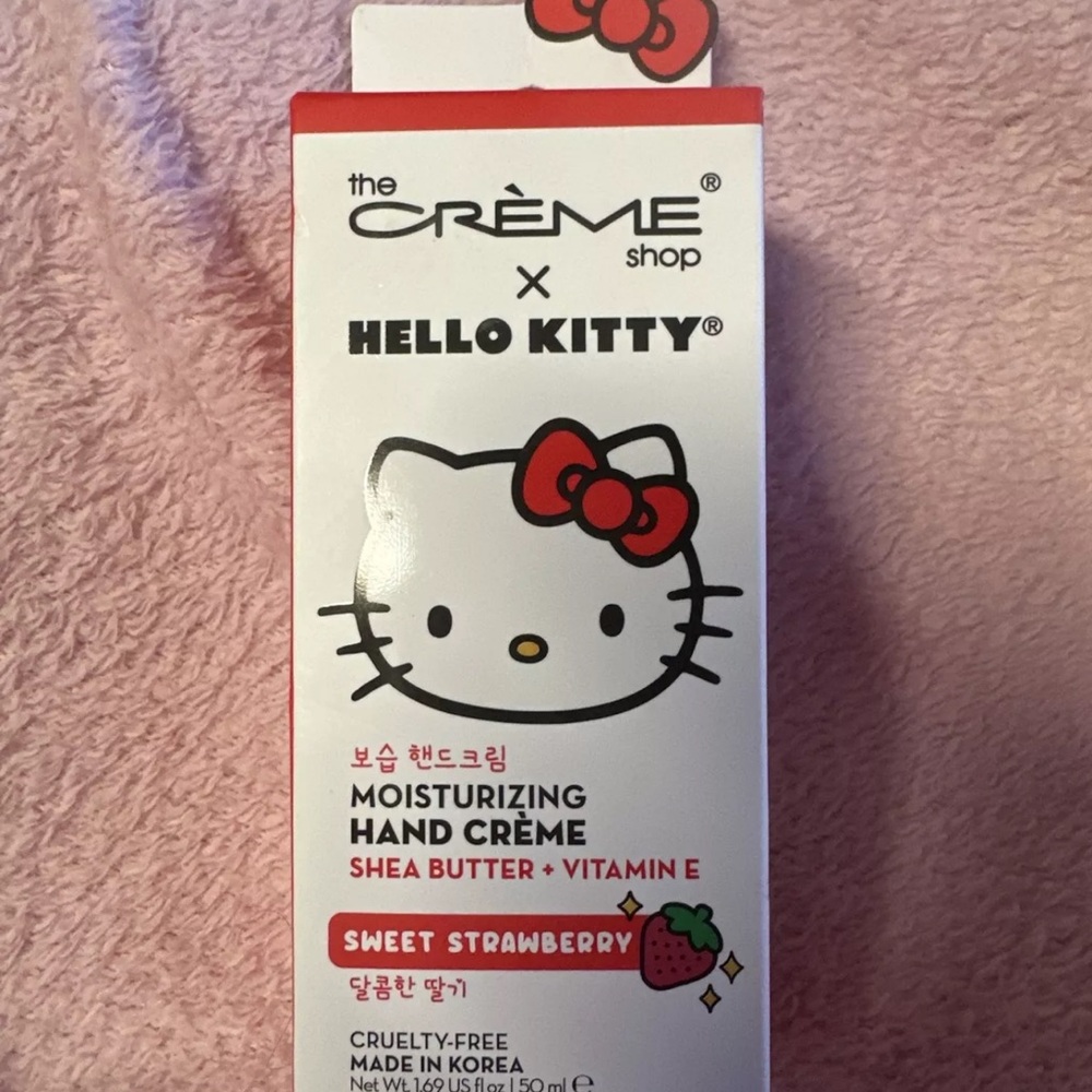 Crème Shop Hello Kitty Sanrio Moisturizing Hand Cream